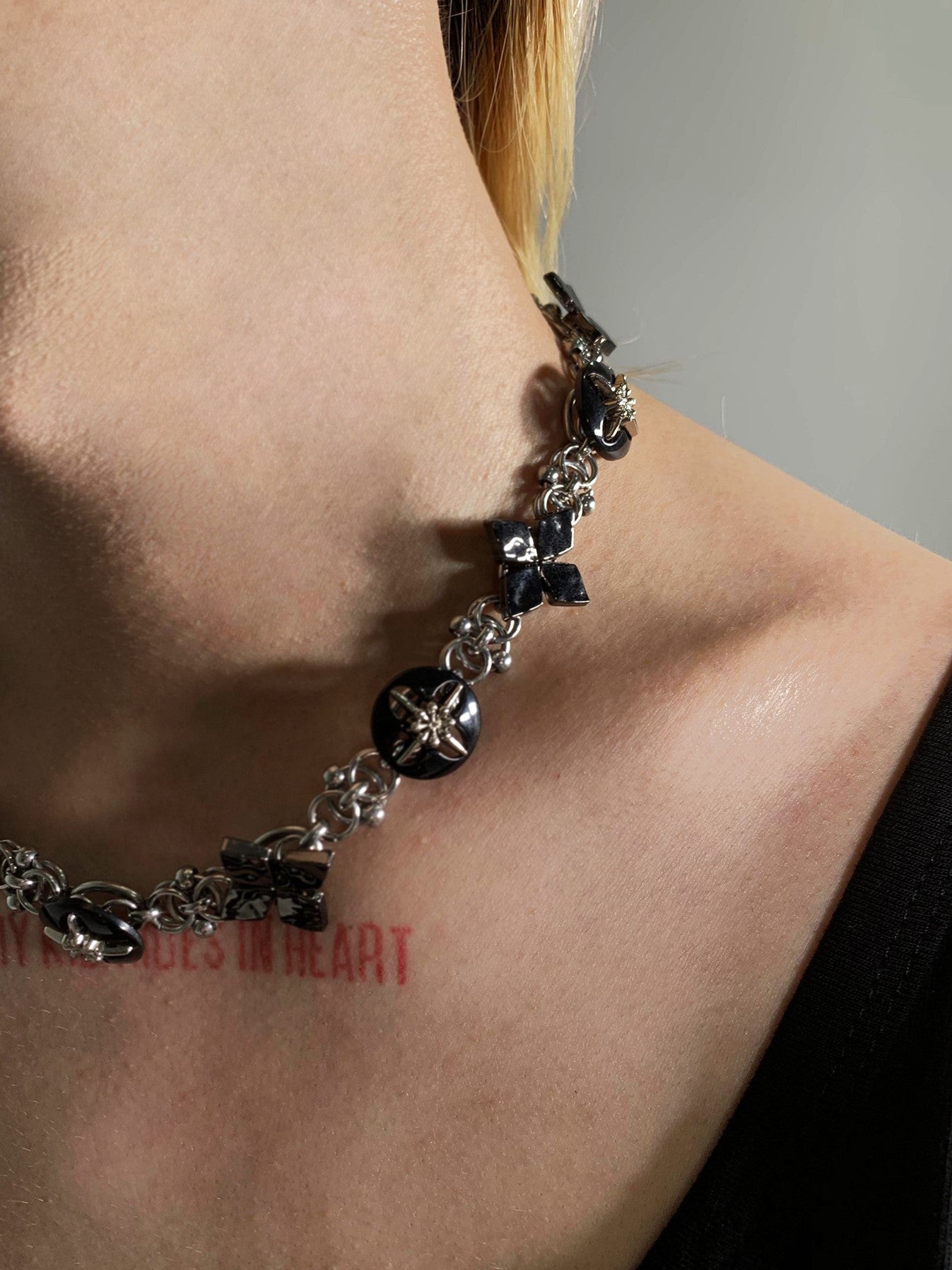 METAL LOCK NECKLACE MNW923