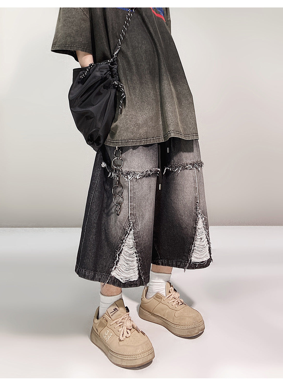 FRINGE DAMAGE SHORTS MNW1878