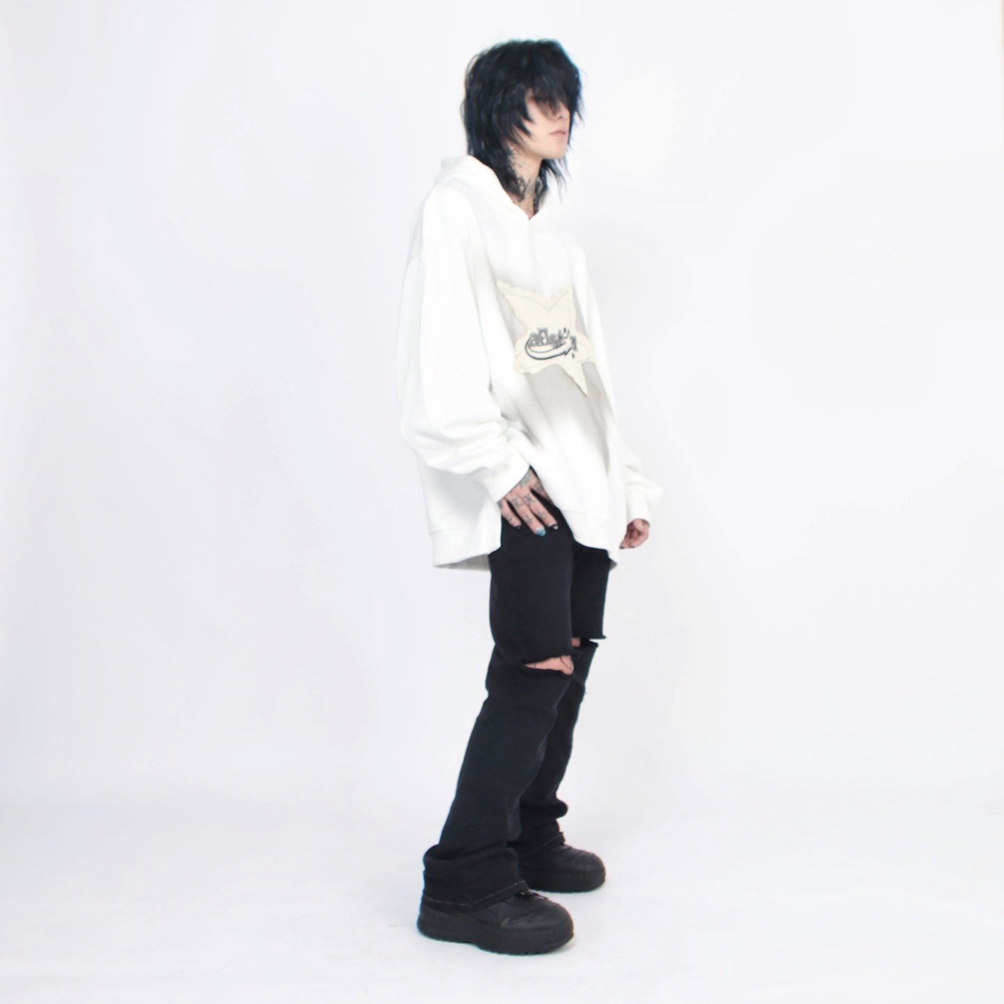 AMBIGUOUS STAR HOODIE MNW1070