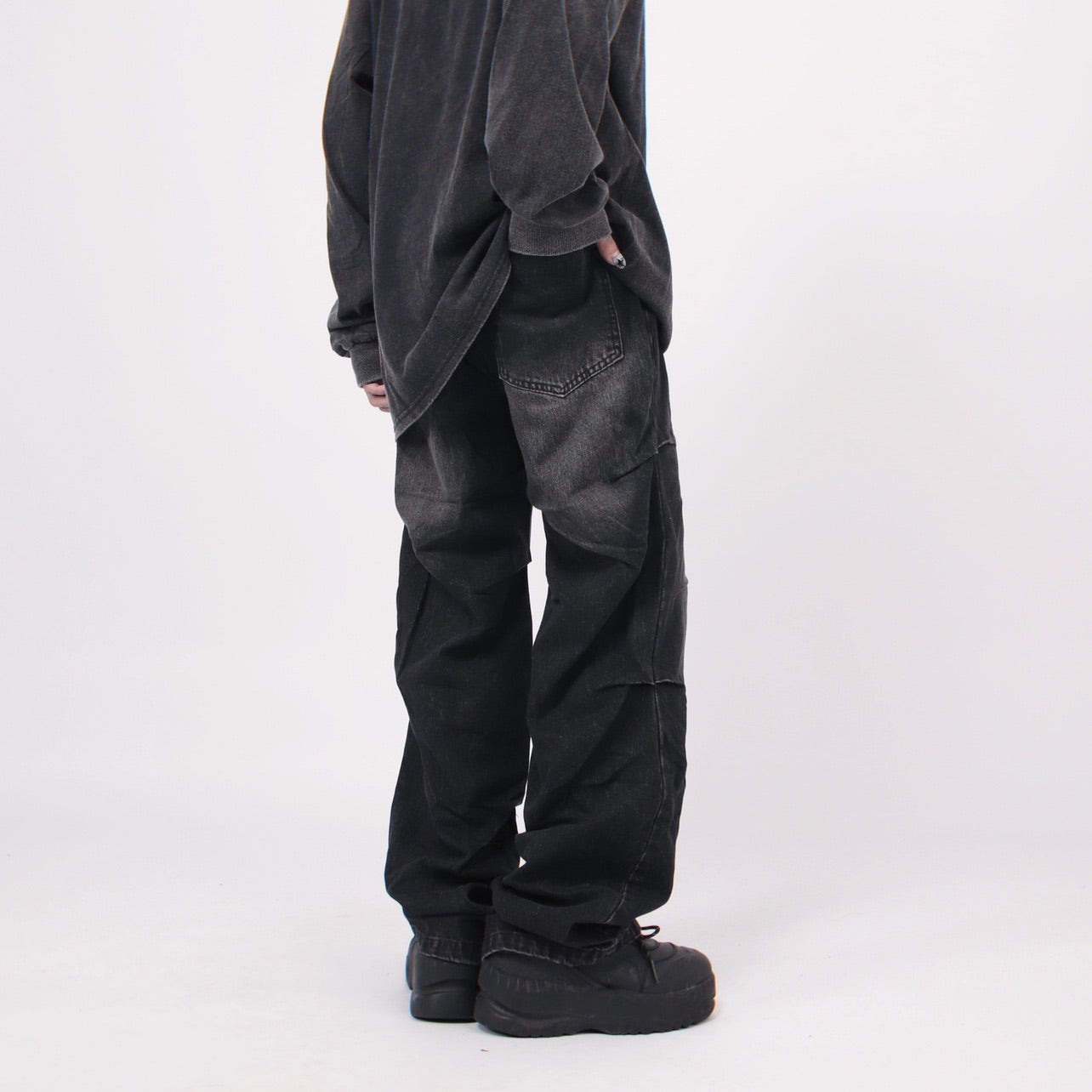 TUCK DENIM PANTS MNW1276