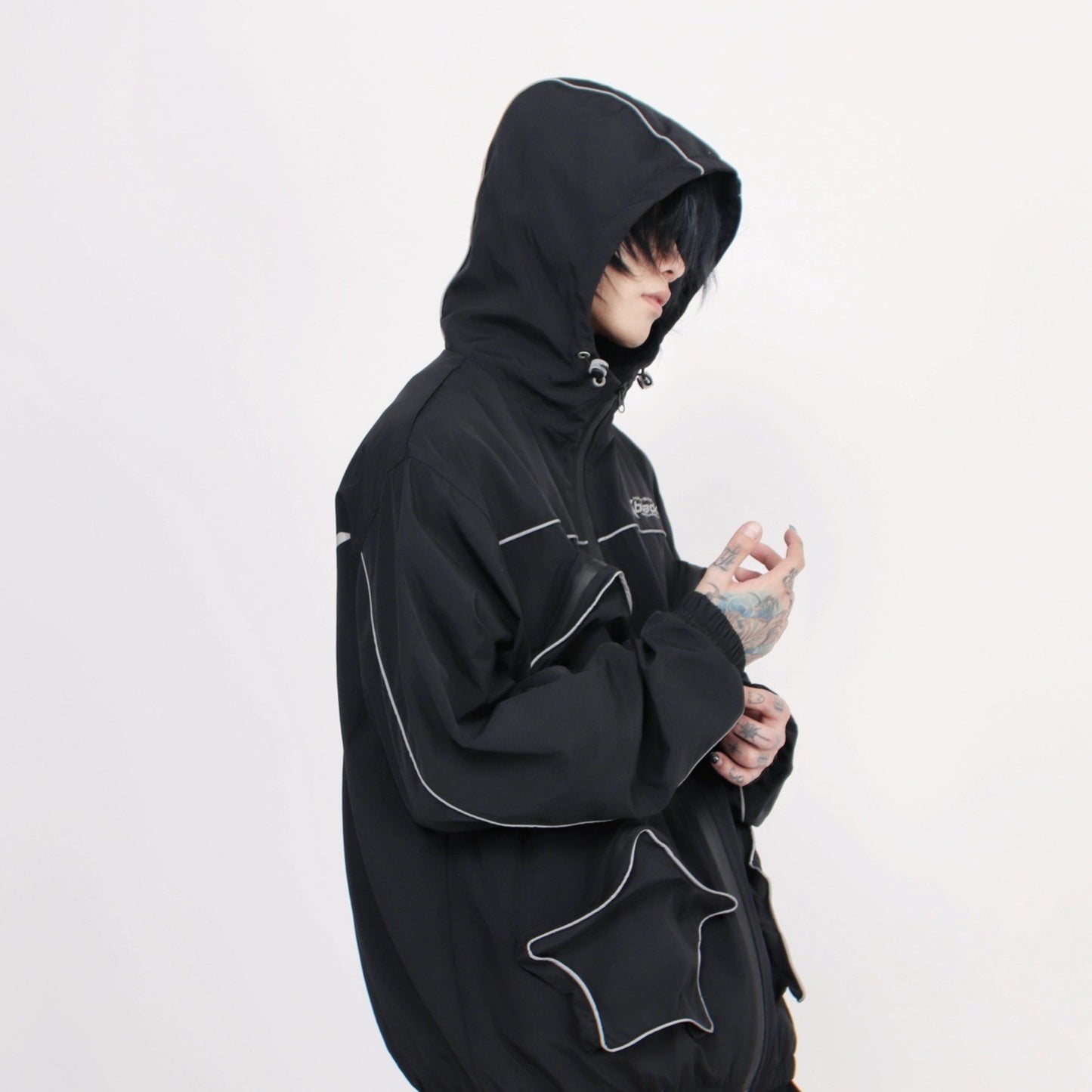 STAR PIPING HOODIE MNW1068