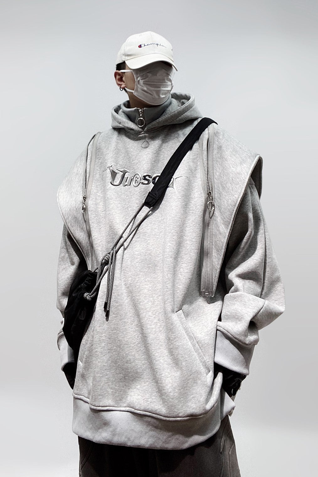 HIGH NECK ZIP HOODIE MNW1634