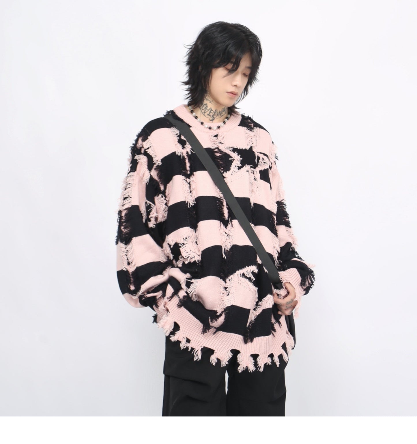 STAR BORDER DAMAGE KNIT MNW1893