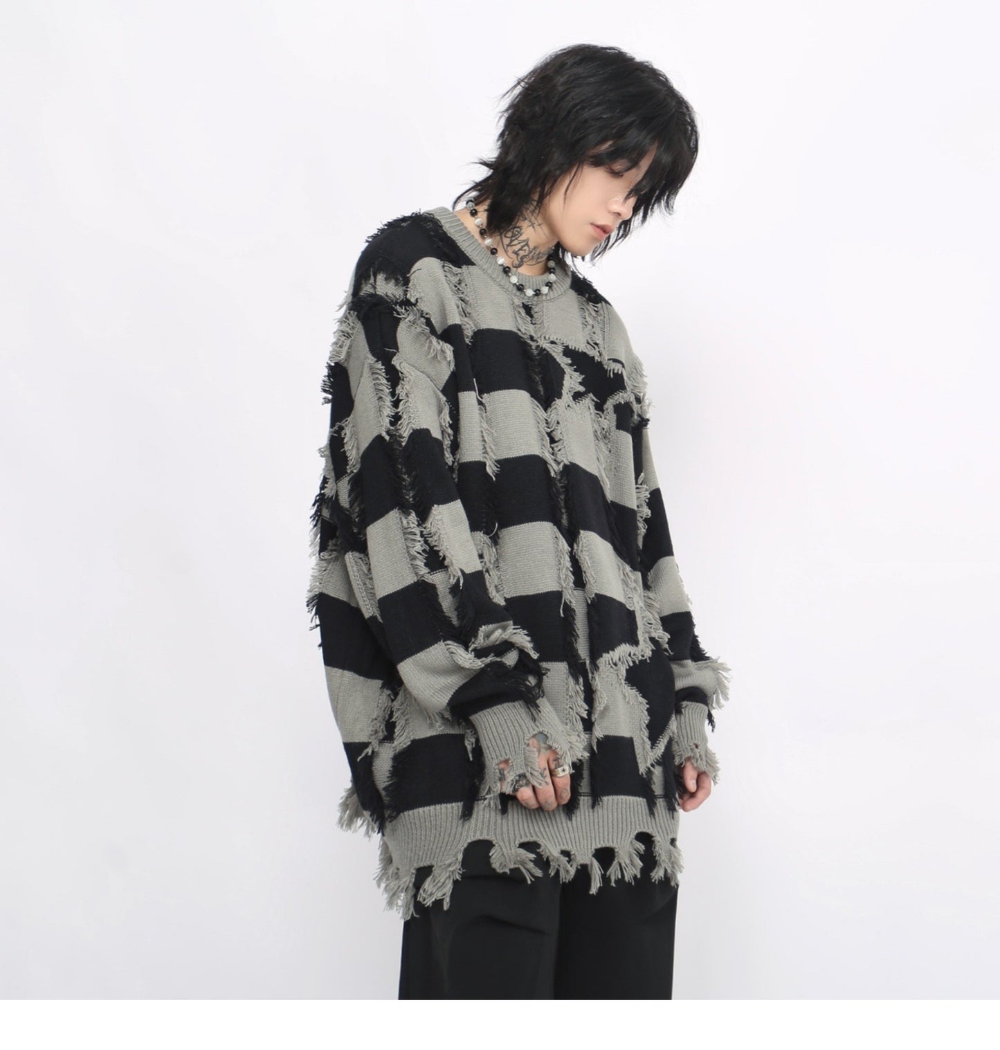 STAR BORDER DAMAGE KNIT MNW1893