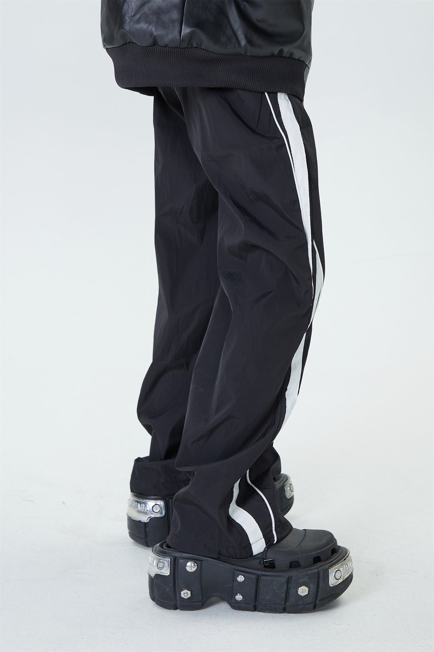 IRREGULAR LINE PANTS MNW1464