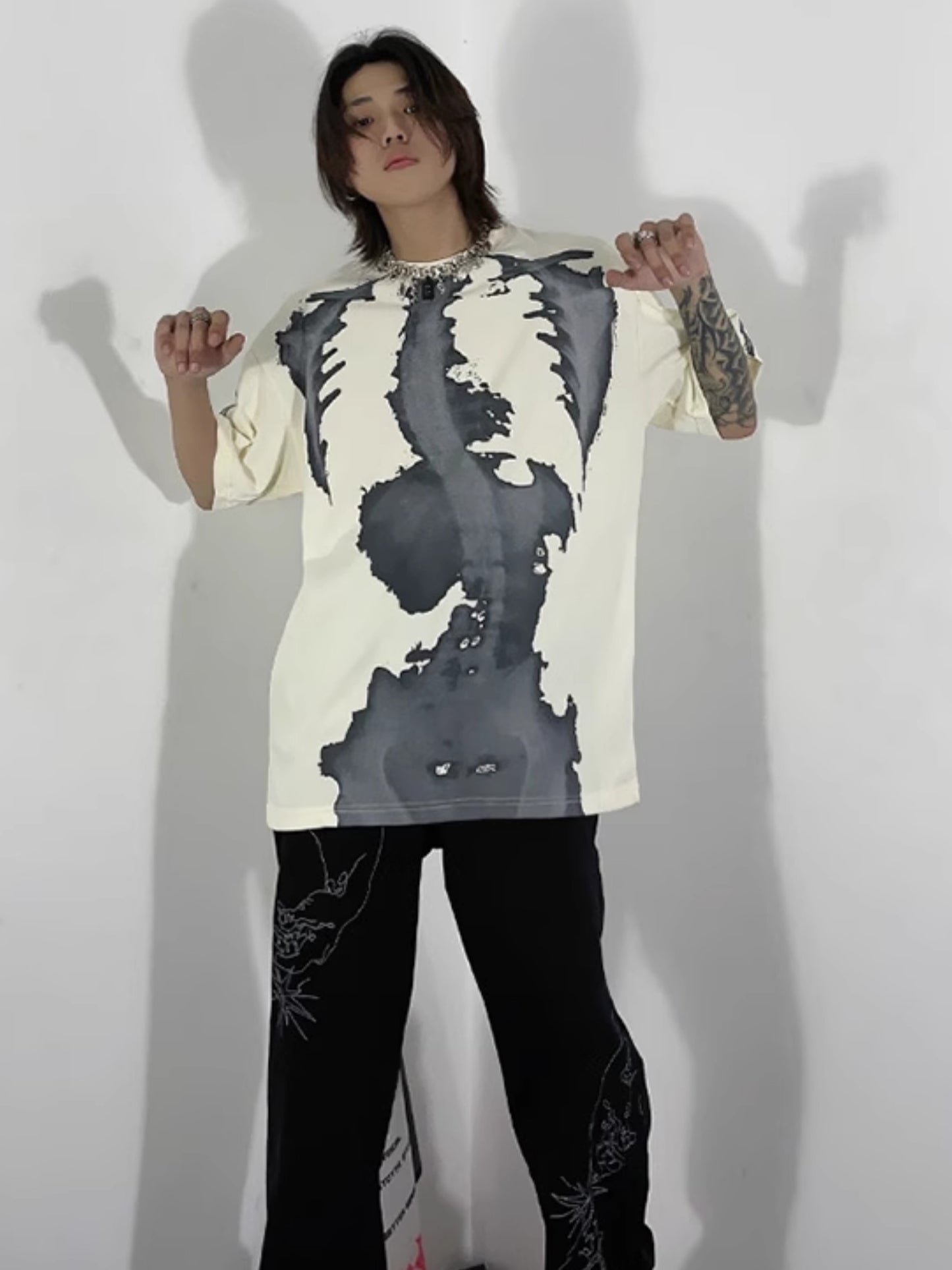 ABSTRACT T-SHIRT MNW1704