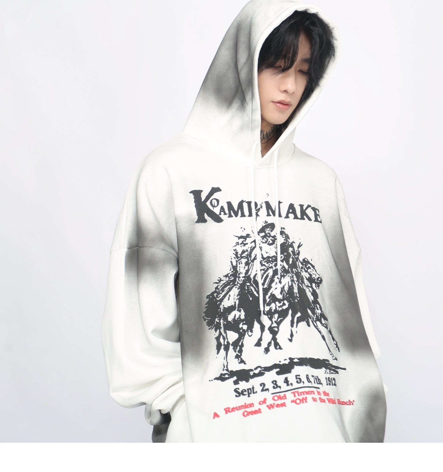 RETRO GRAFFITI HOODIE MNW1896