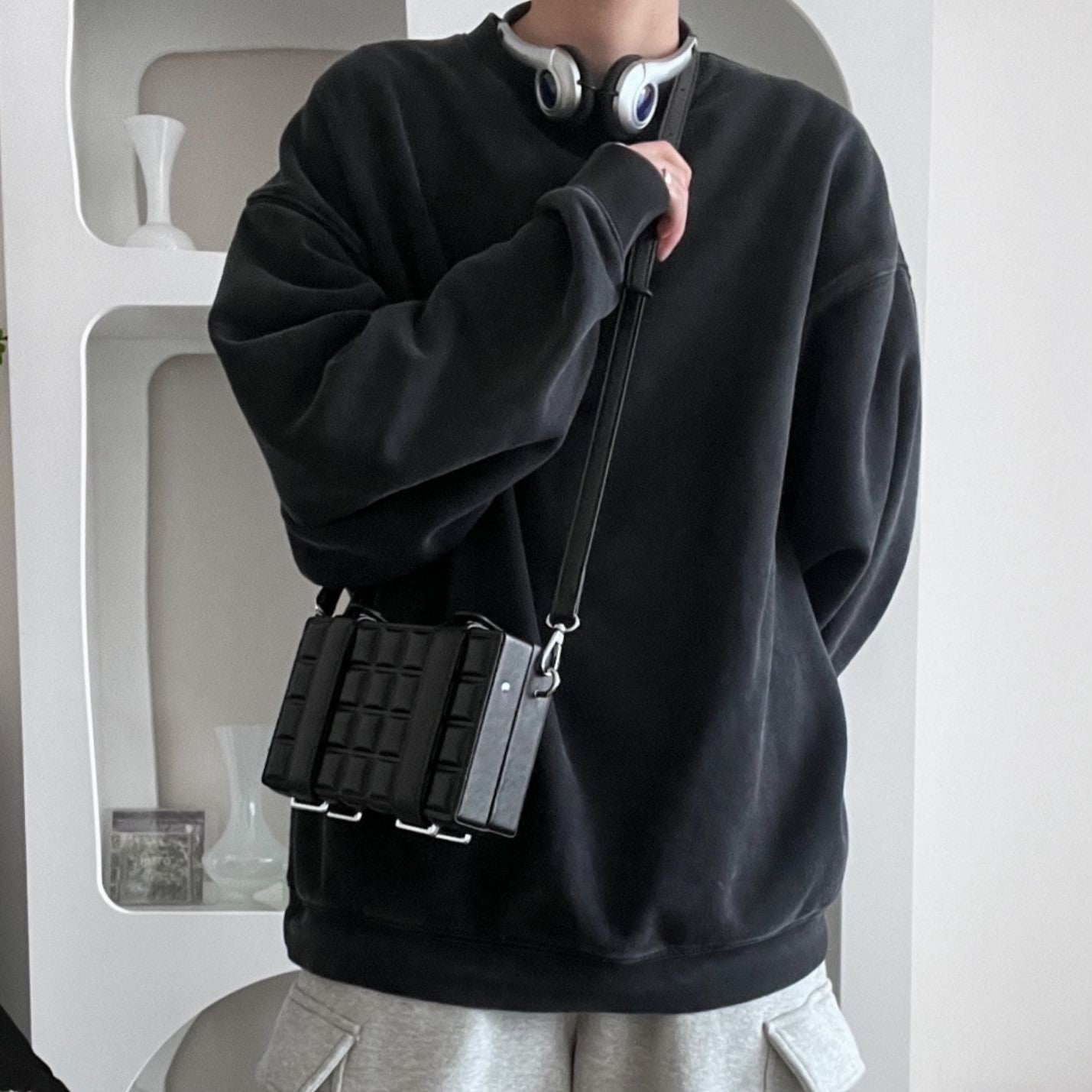 SQUARE SHOULDER BAG MNW844