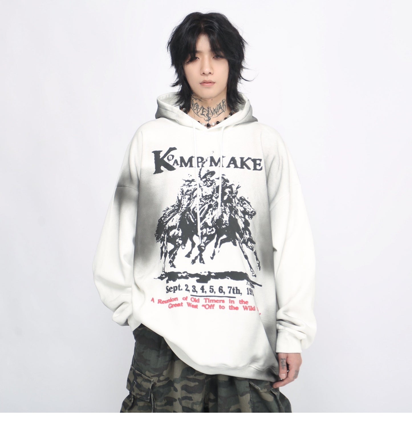 RETRO GRAFFITI HOODIE MNW1896