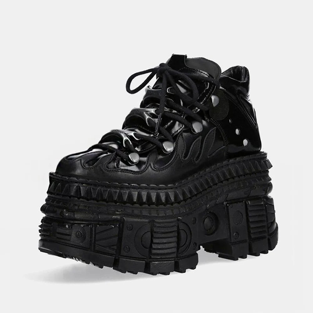 ELEVATED MINIMAL BLACK SNEAKERS MNW1985