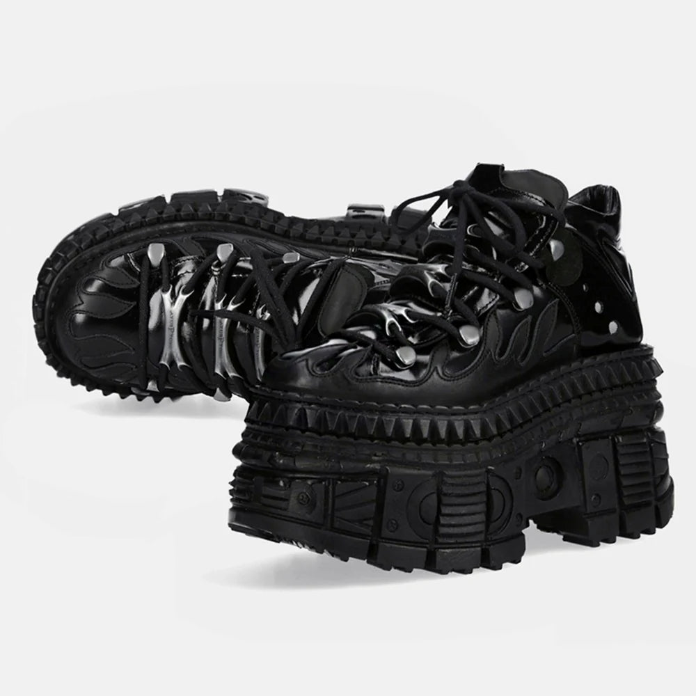 ELEVATED MINIMAL BLACK SNEAKERS MNW1985