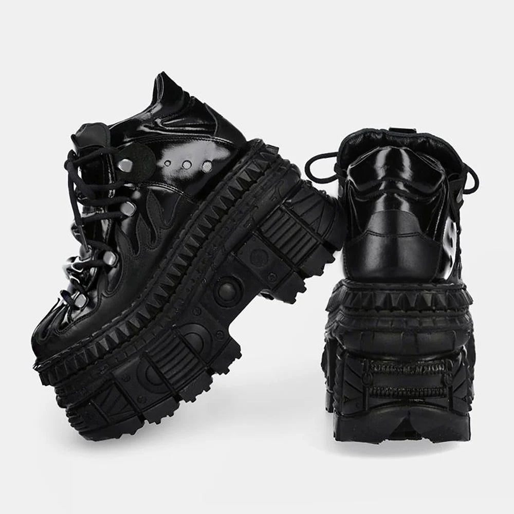 ELEVATED MINIMAL BLACK SNEAKERS MNW1985