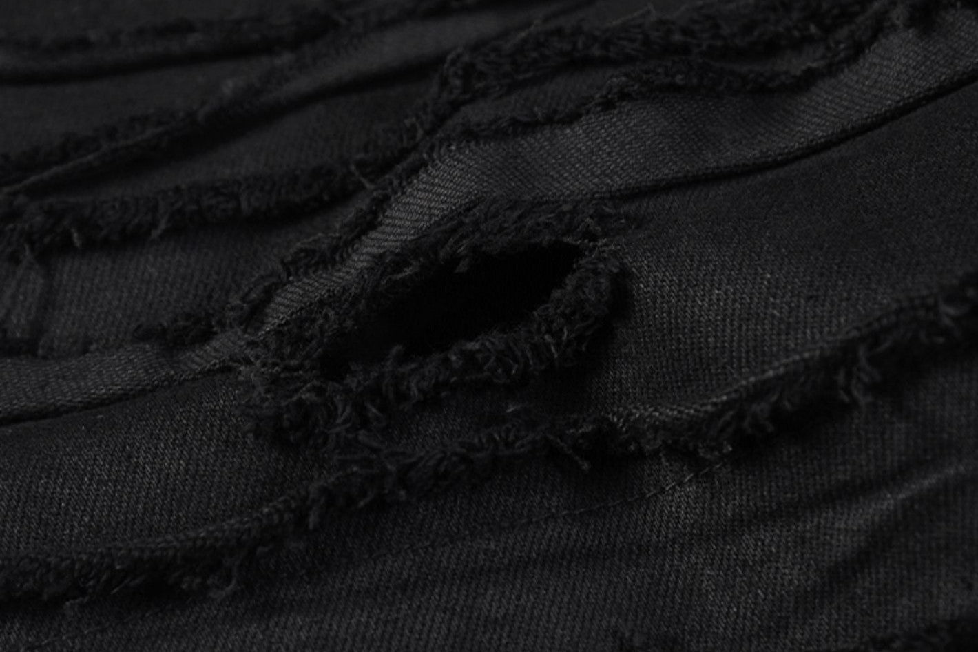 DAMAGE PATCHWORK BLACK DENIM PANTS MNW17