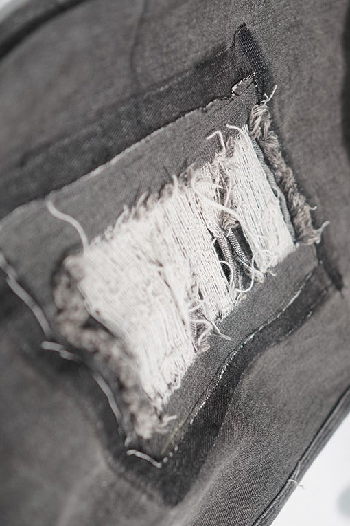 DISCOLORED DENIM CARGO PANTS MNW173