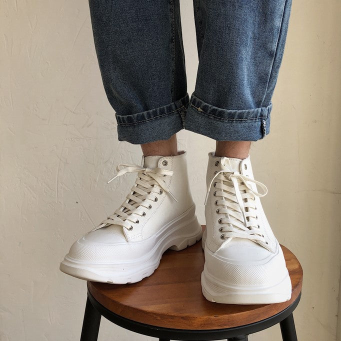 LACE-UP VOLUME SNEAKERS M025