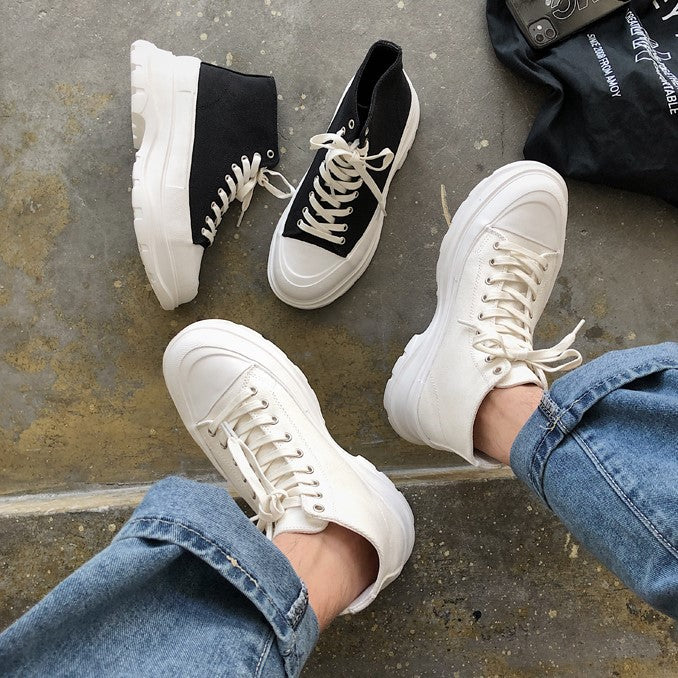 LACE-UP VOLUME SNEAKERS M025