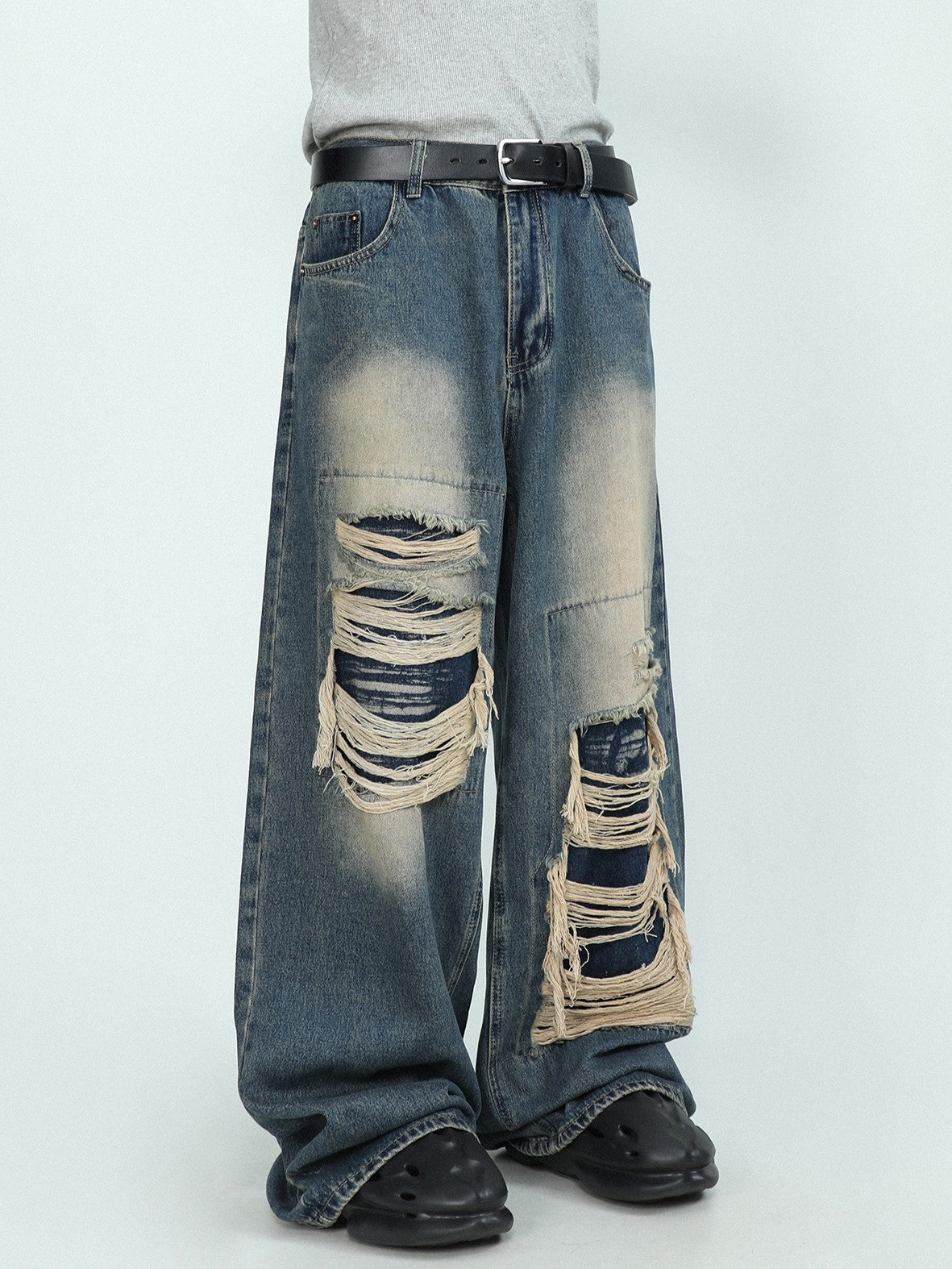 ASYMMETRIC DAMAGED DENIM PANTS MNW386