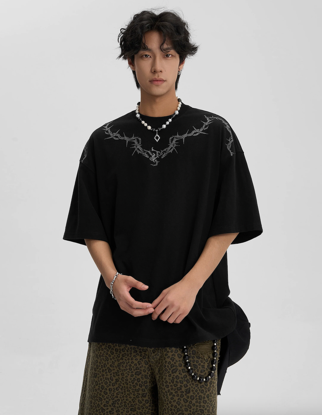 THORN CROWN TEE MNW2069