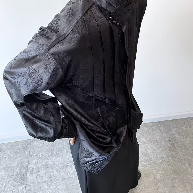 LINE BLOWN HIGHNECK SHIRT MNW2103