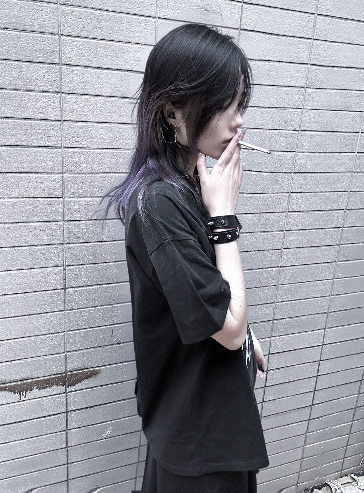 TIGHT SILHOUETTE SHORT-SLEEVED T-SHIRT MNW2095