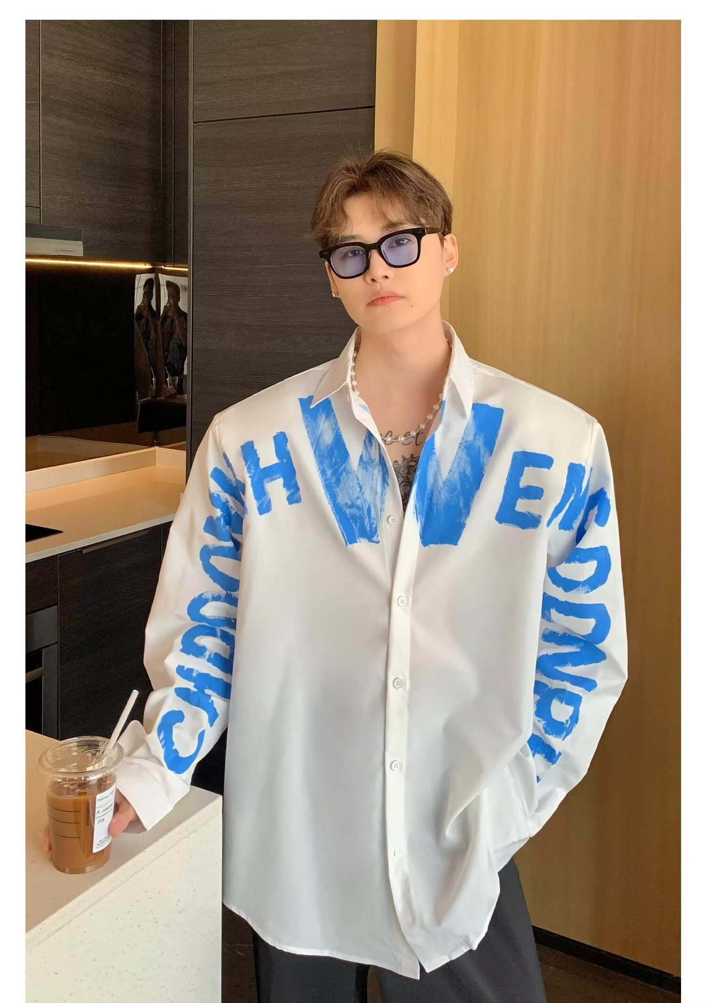 GRAFFITI OVERSIZED LONG SLEEVE SHIRT MNW2107