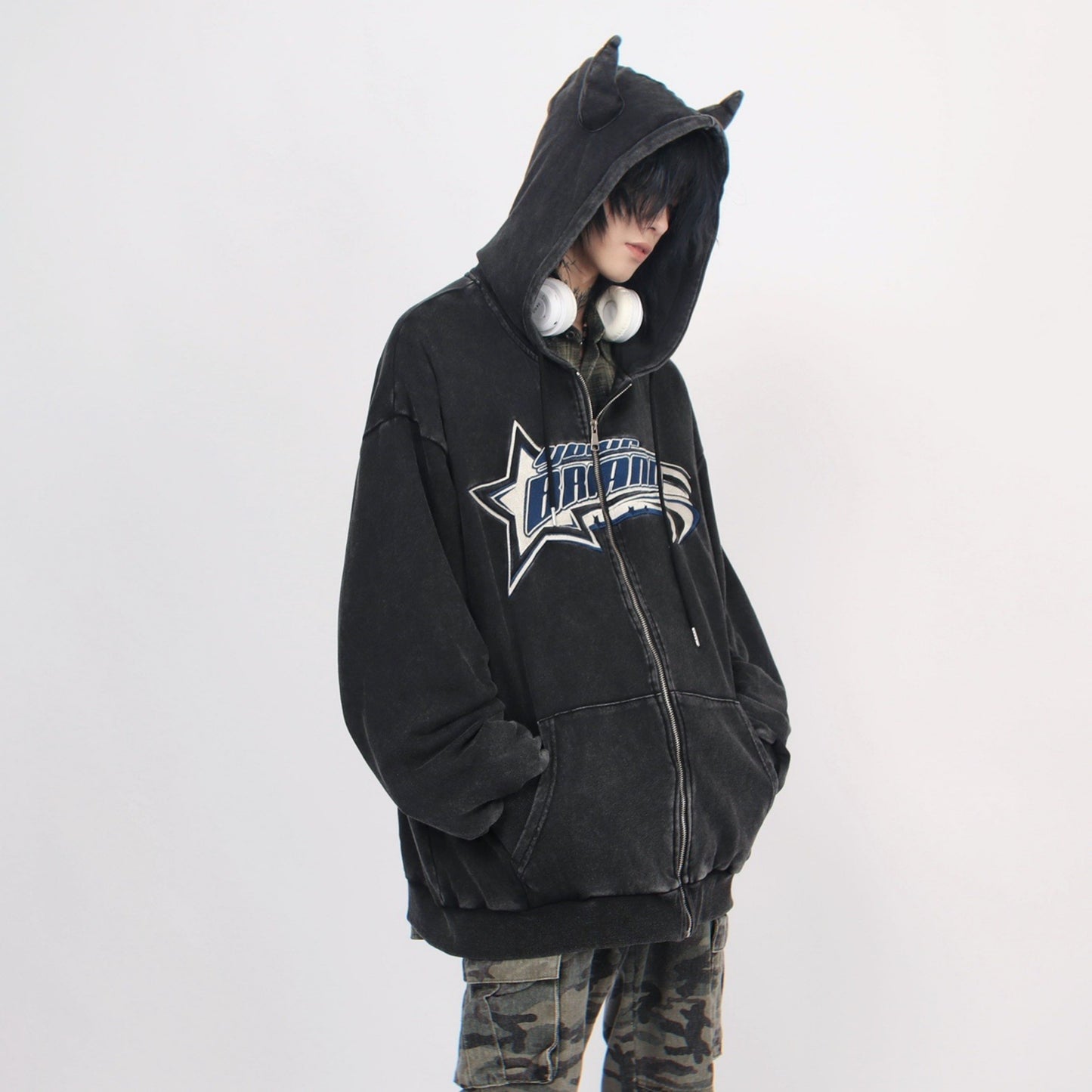 DEVIL HORN HOODIE MNW1074