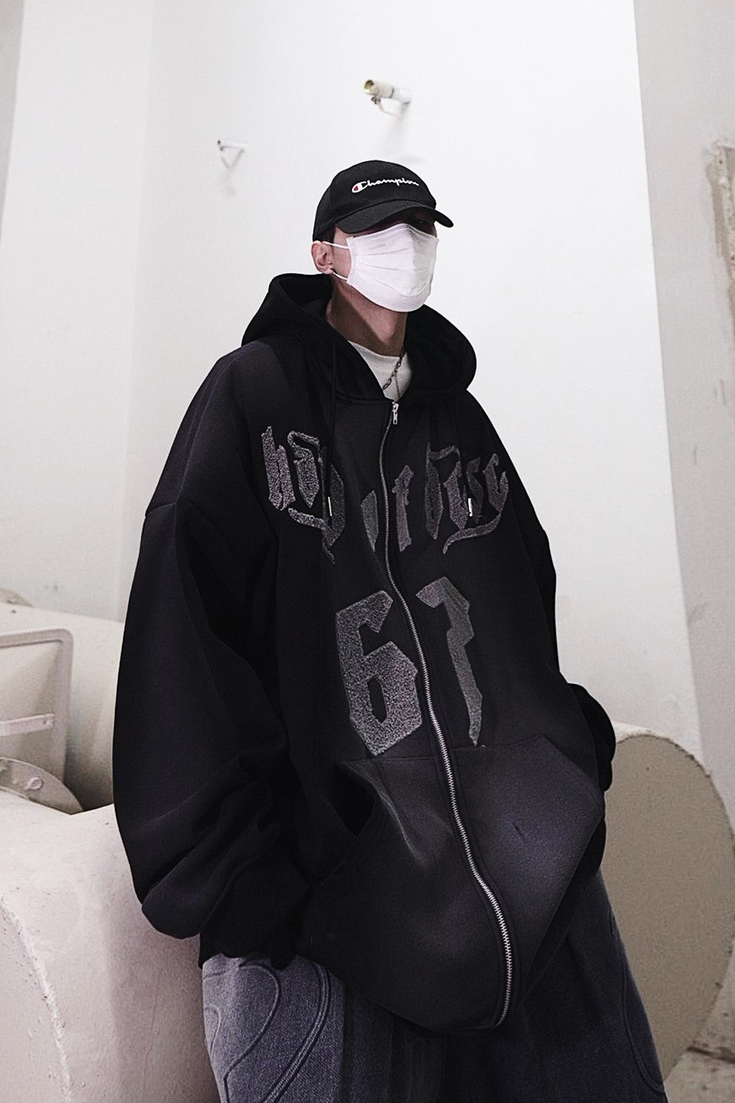 DISCOLORATION NUMBER HOODIE MNW1666