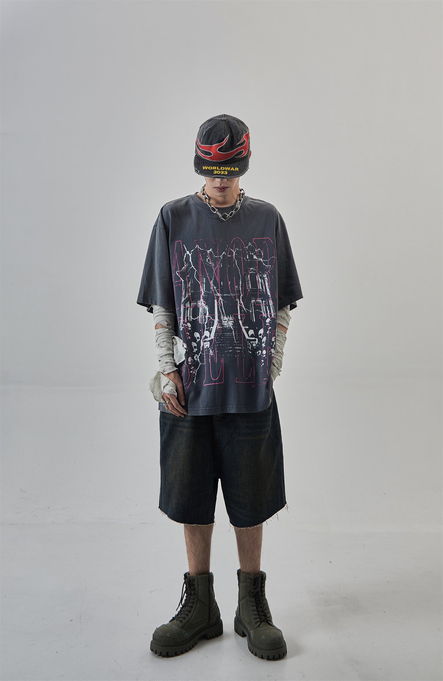 DARK GRAFFITI LINE T-SHIRT MNW1817