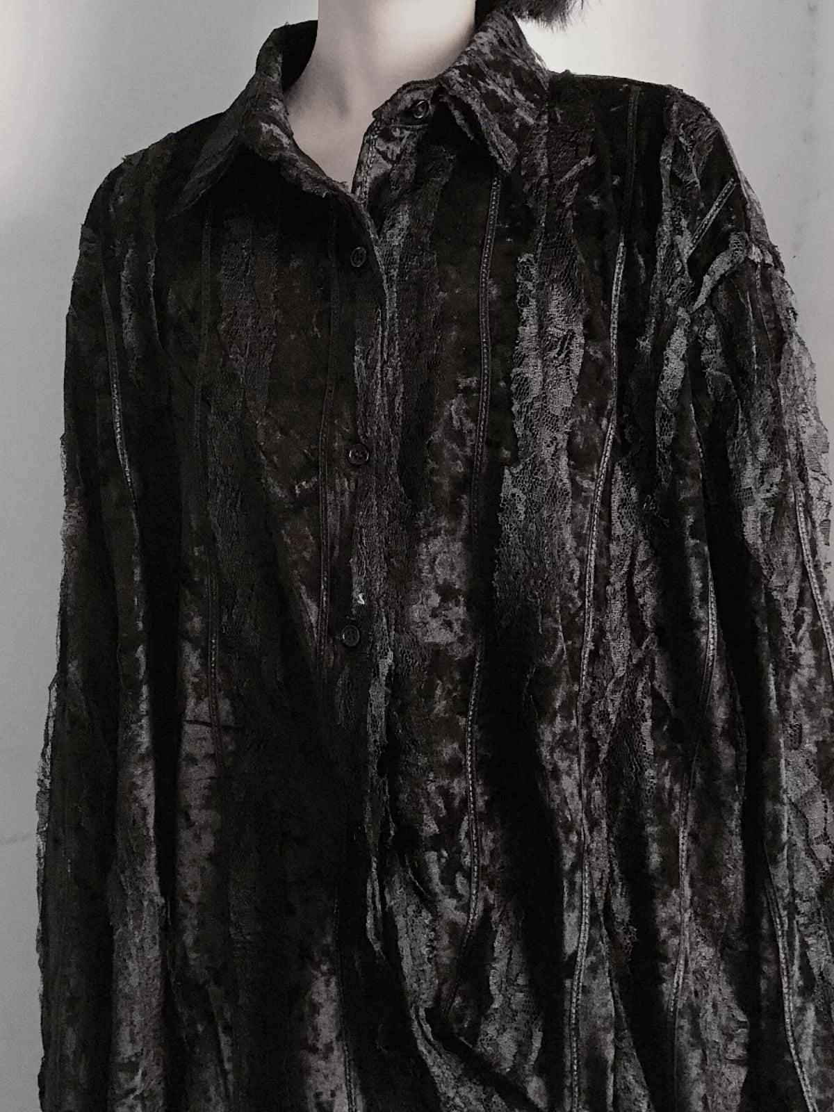 LACE DESIGN VELVET LOOSE SHIRT MNW2104