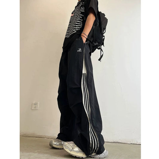 NYLON BASE ZIP LINE DESIGN PANTS MNW2096