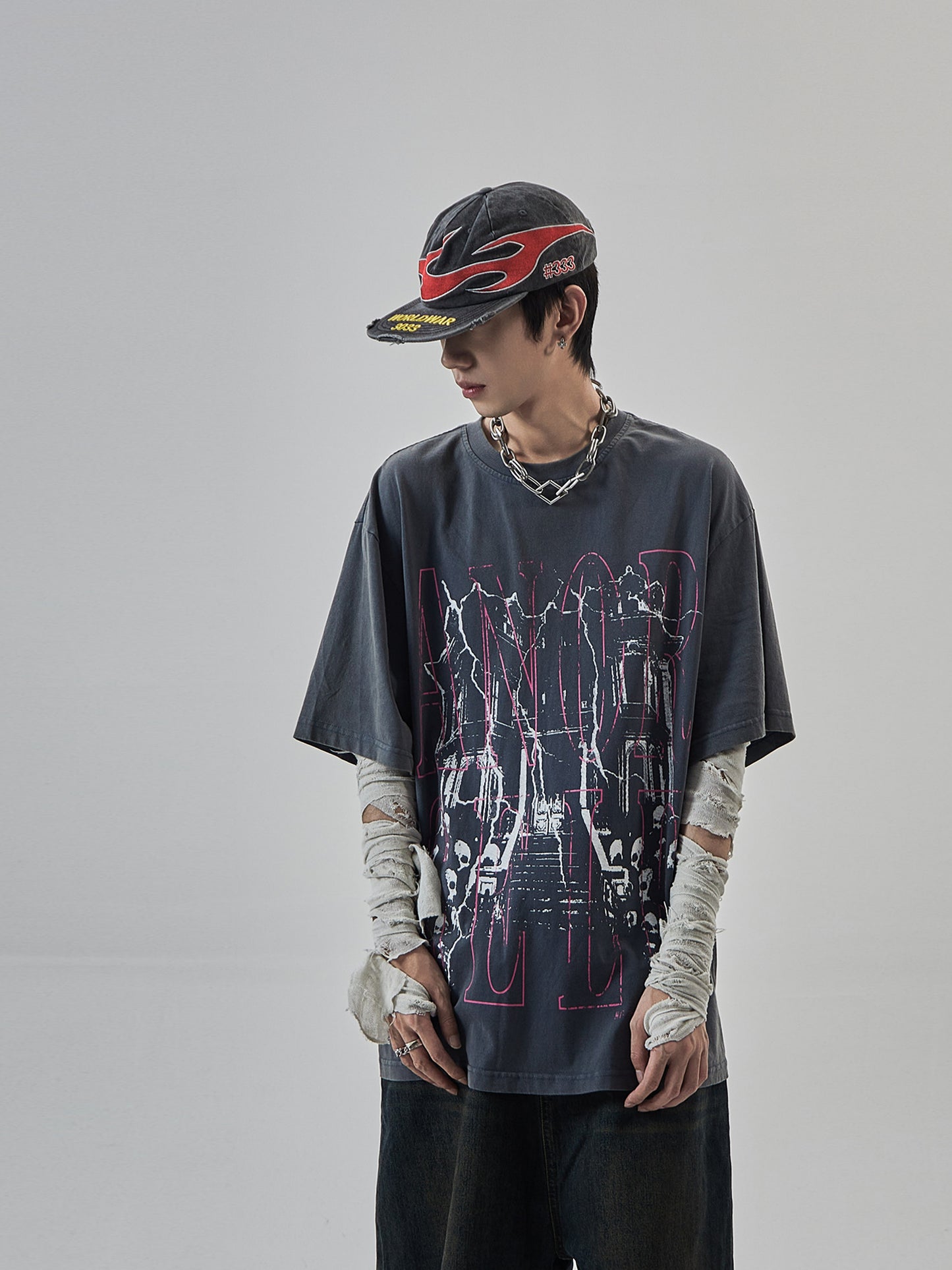 DARK GRAFFITI LINE T-SHIRT MNW1817